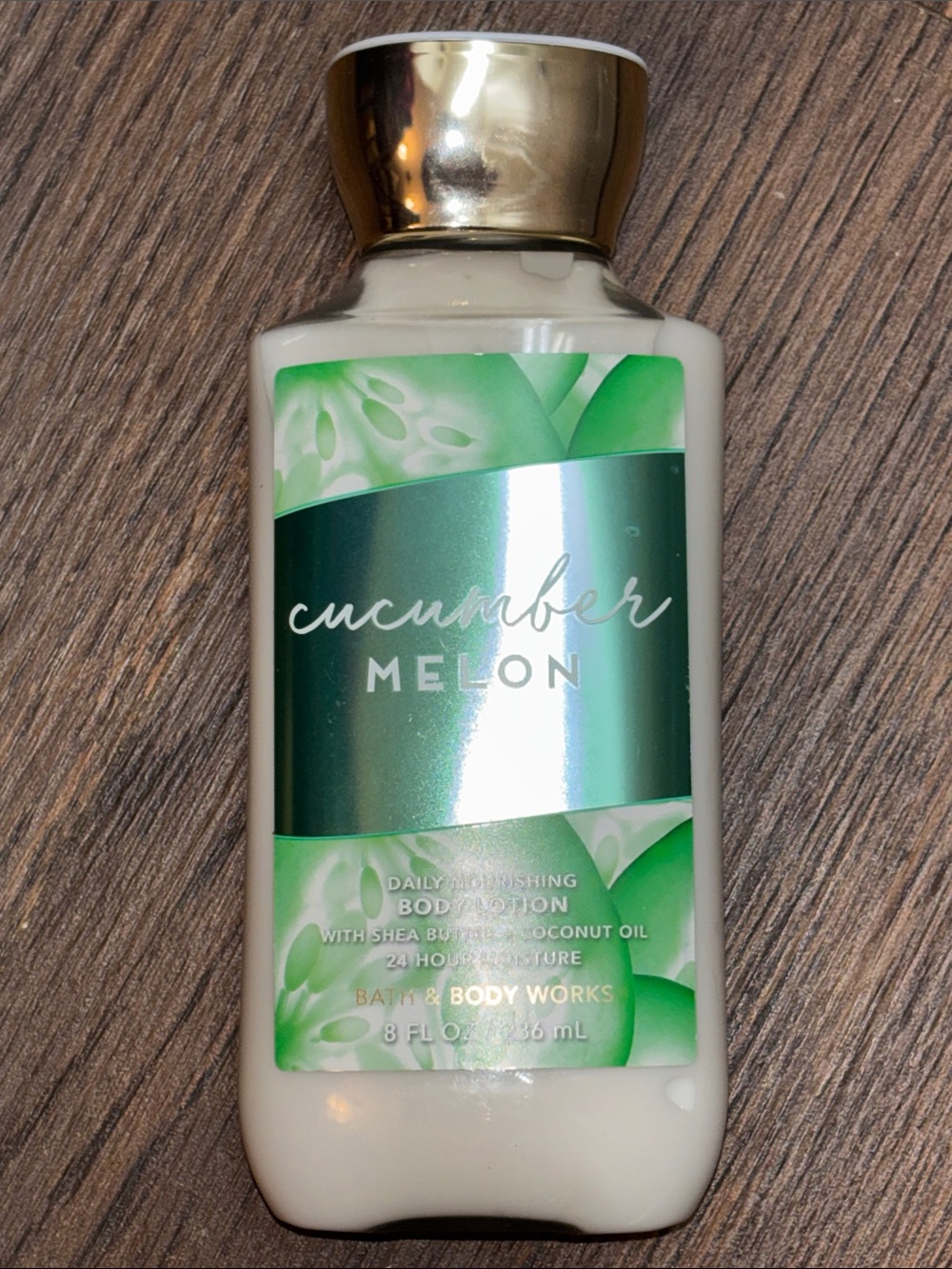 Bath & Body Works Cucumber Melon Lotion - Green & Gold